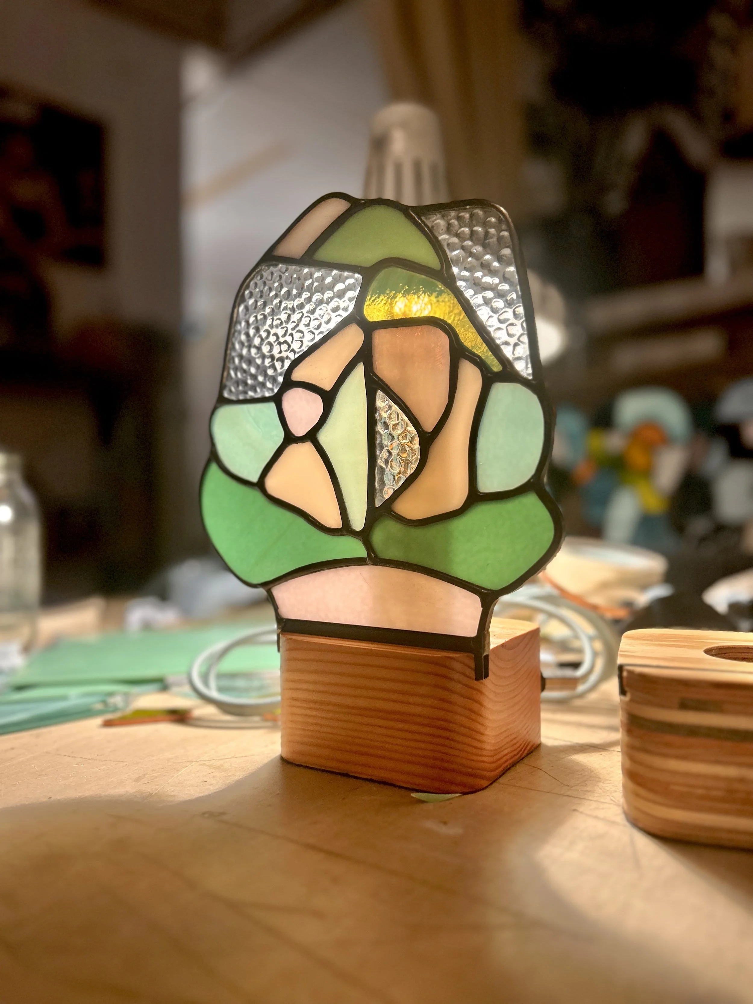 Kerbi Urbanowski: Innovative Arts, Design, Collaboration